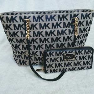FINAL DROP Michael Kors Jet Set Tote + Wallet